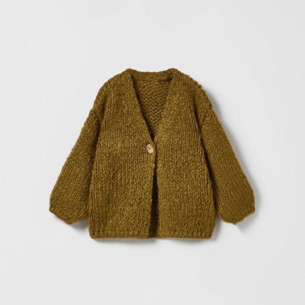 Knit Cardigan. Olive green. In perfect condition. Never worn.